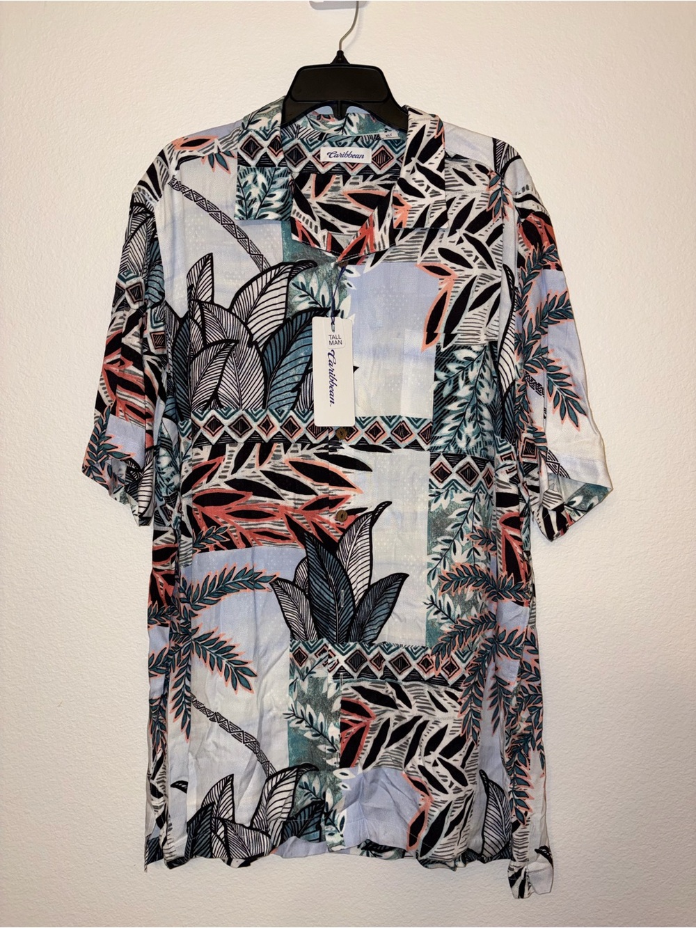 NWT Caribbean Mens XLT Tropical Floral Short Sleeve Button Down Shirt Tall Man